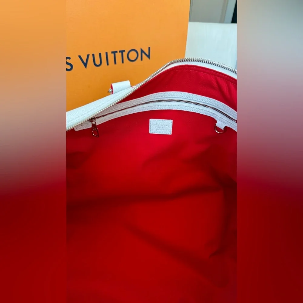 Limited Edition Louis Vuitton Keepall Bandoulière 50 Damien Spray Travel Bag